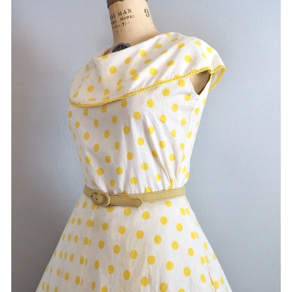 1960’s Vintage polka dot dress - Picture 3 of 7